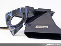 Audi B8 3.0T S-FLO Luftfilterkit Kolfiber AWE Tuning